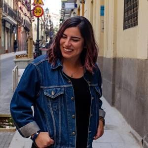 Meet your Posher, Elisa